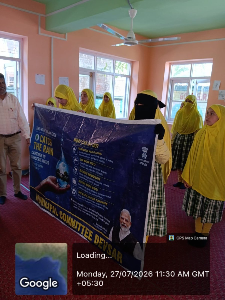 mcdevsar's tweet photo. 📚 Spreading the Message: "Catch the Rain, Where It Falls, When It Falls" at Middle School Devsar
🌱 Students Join MC Devsar's Catch the Rain Awareness Initiative @DcKulgam @DULBKASHMIR @DioKulgam @md_sbm https://t.co/pBBu0JW2fv