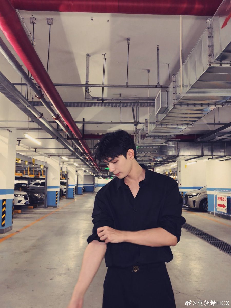 noahsumya's tweet photo. 조조네 연하남친                   연상남친 https://t.co/ED8NZdlMSm