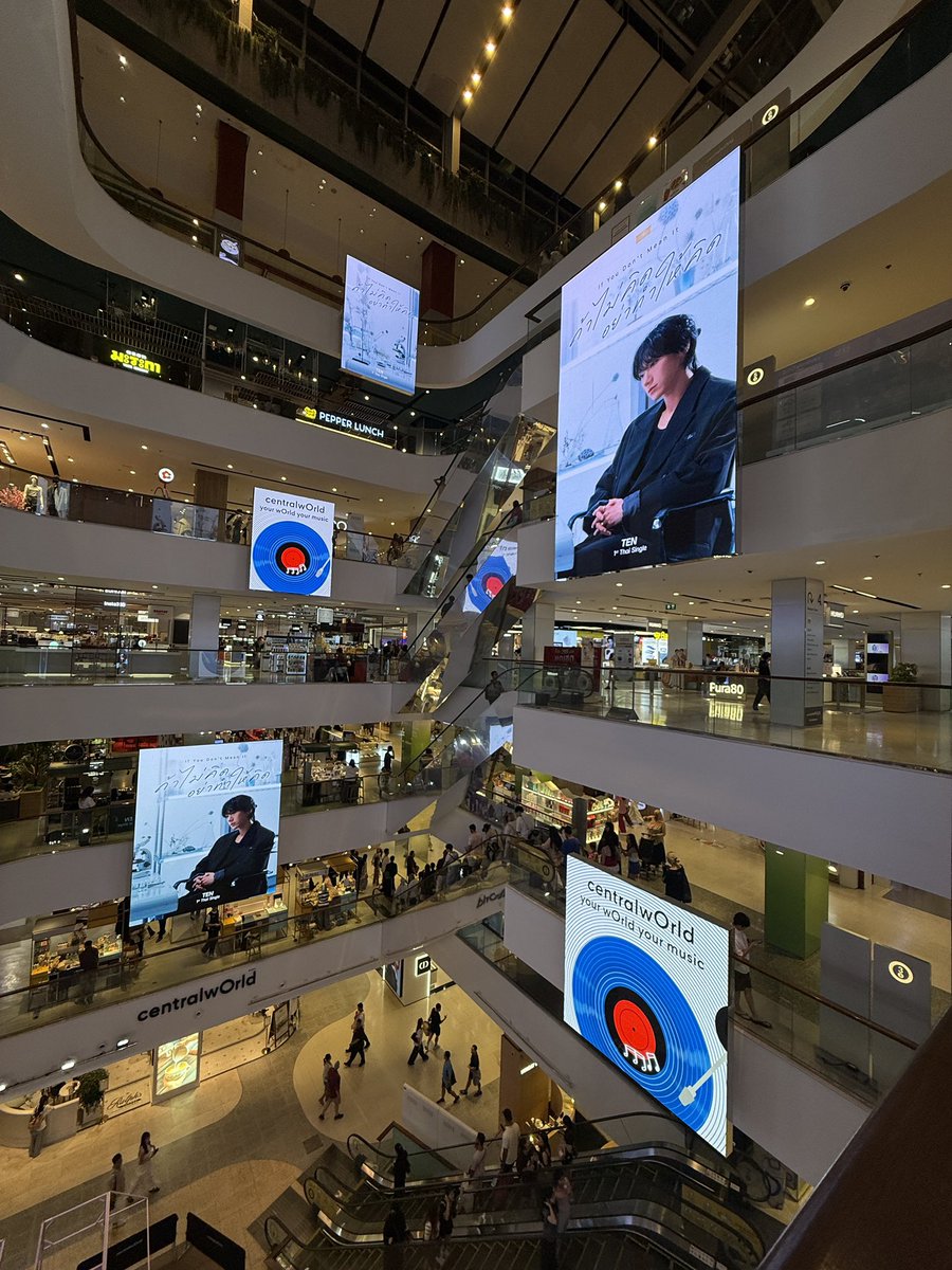 leetytenlee's tweet photo. เช็กอิน @ Central World ka 🫶🏻💜

#TEN_ถ้าไม่คิดอย่าทำให้คิด https://t.co/K58ahP0vmq