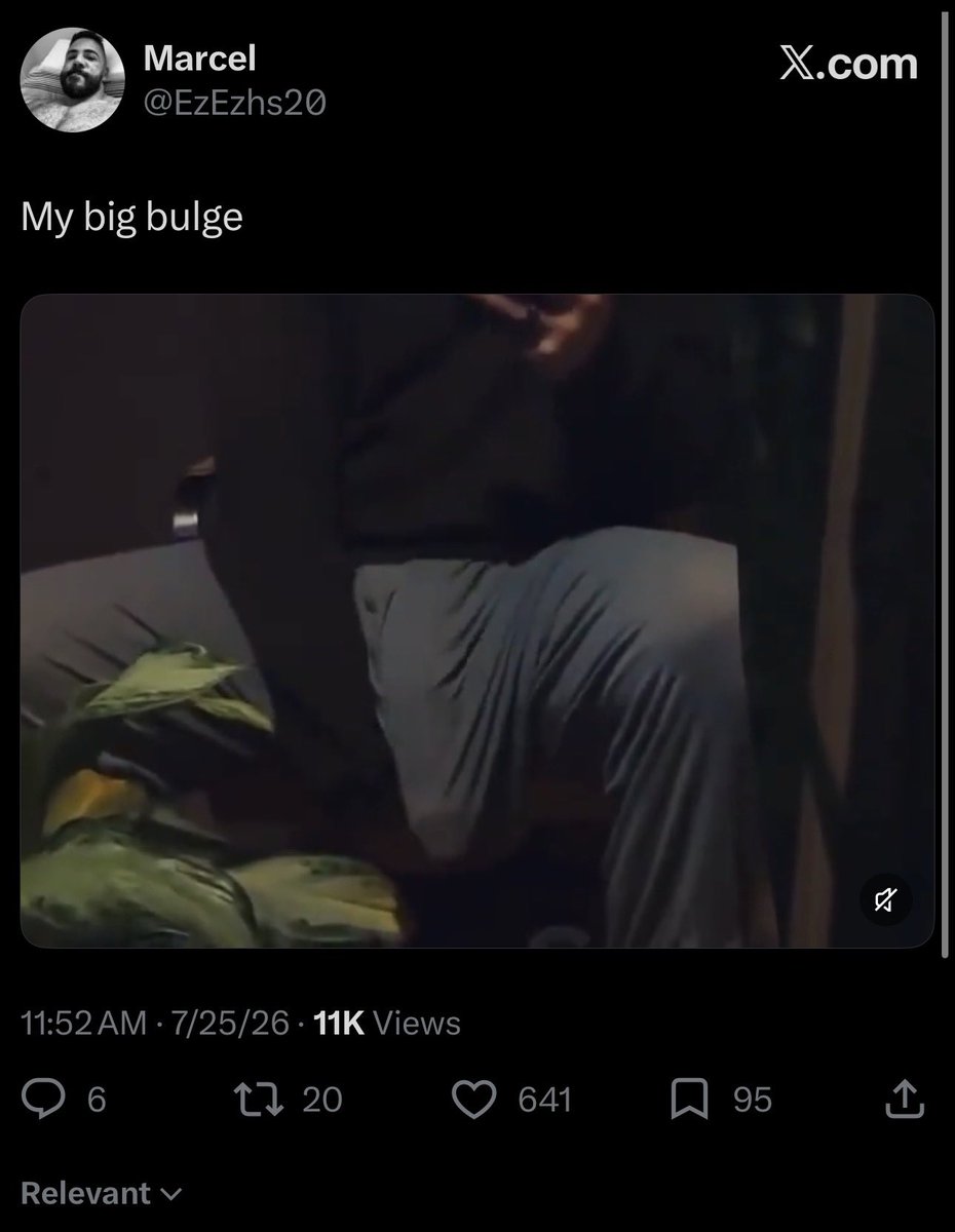 JakeSetto's tweet photo. @EzEzhs20 is once again using my video as his own 🤣 It’s flattering but, dude… almost nothing on his page is even his own content, it’s a little sad https://t.co/q4wmkVoBNa
