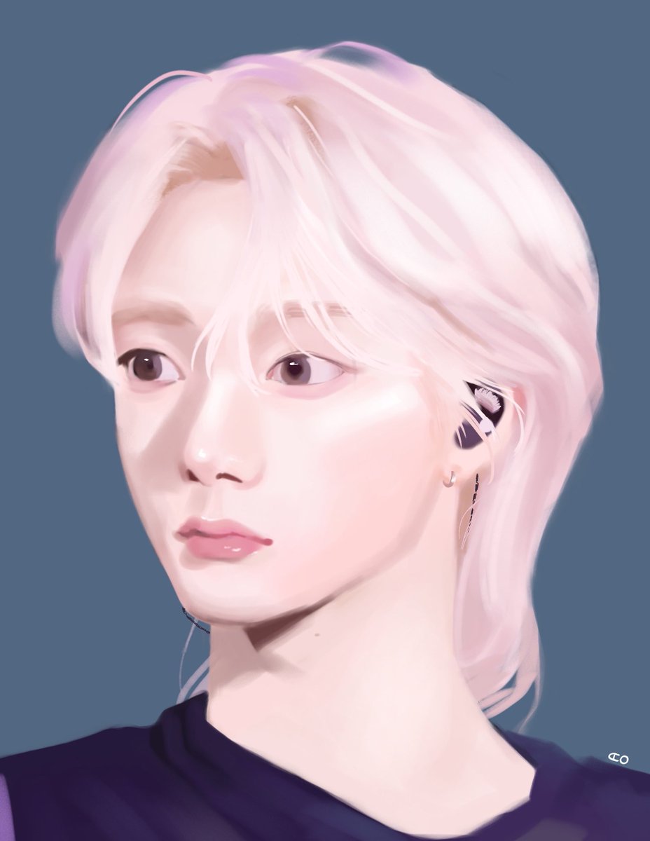 띠오 tweet media