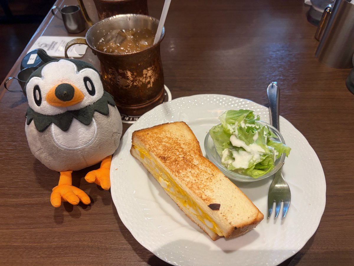 nyomu_2's tweet photo. コーヒーで優雅なくつろぎタイム☕️ https://t.co/zhqhuafaxj