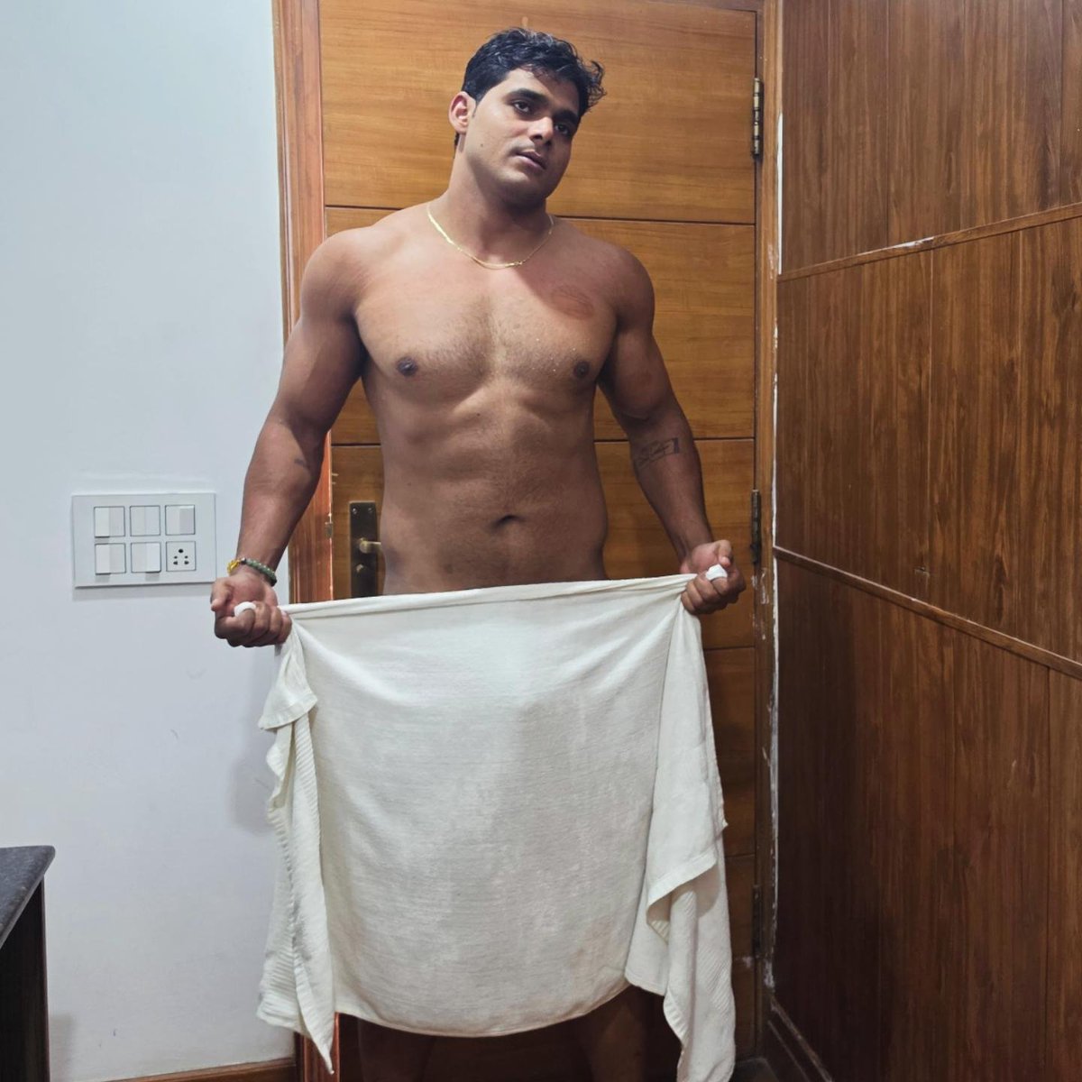 gaur_amit_'s tweet photo. Pump is crazy i can't resist . https://t.co/liyMWBccuh
