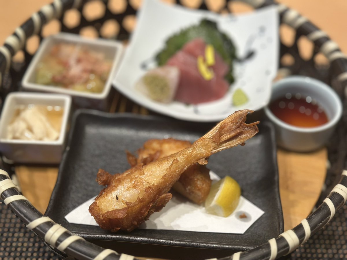 Deluta_IV's tweet photo. ちなみに今日はこれ食べた
最近、ポートレート撮影練習してるんだけど
これは逆にポートレートが悪さしたパターン https://t.co/pTKEjpEYOm