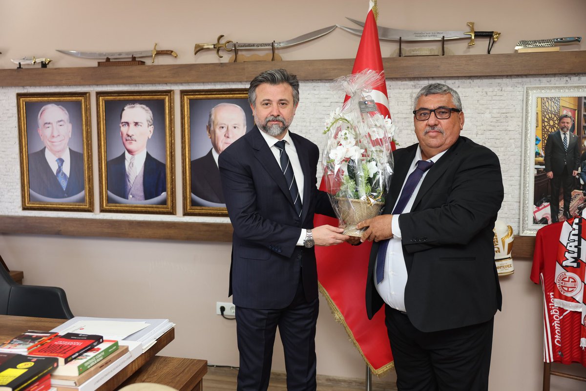 mhpantalyail's tweet photo. Milliyetçi Hareket Partisi Akseki İlçe Başkanımız Gürsel Yılmaz Bey ve Yönetimi, İl Başkanımız Sn. Sadullah Güneş Bey’i makamında ziyaret etti.

Nazik ziyaretleri ve hediyeleri için teşekkür ederiz.

#MilliyetçiHareketPartisi #MHPAntalyaİlBaşkanlığı #MHP #Antalya #SadullahGüneş https://t.co/wNjqMZ1khv