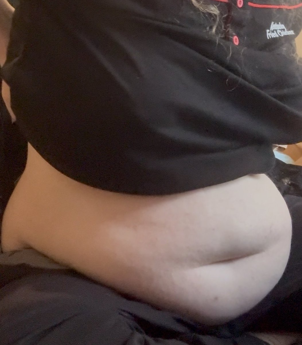 SftHseWfe's tweet photo. Give your favorite fat fast food worker a kiss on the belly today 😾🫶 https://t.co/pfkBU9omYo