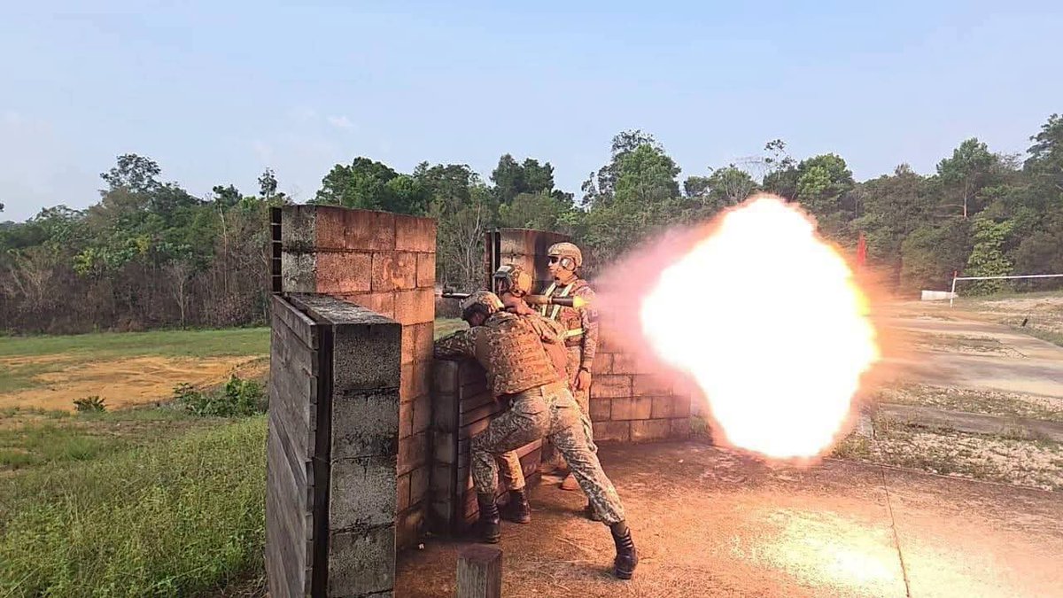 GardaAramis's tweet photo. Para firepower showcased during Eks Urban Hornbill https://t.co/sCKmEL8MtY
