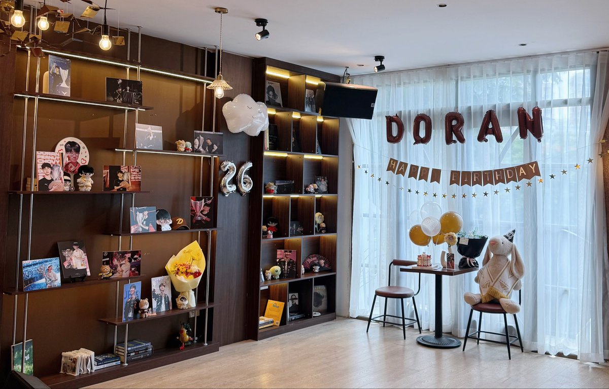 doranieeee's tweet photo. Doran’s 26th Birthday &amp; 7th Debut Annivesary - Cafe event in Hanoi Vietnam https://t.co/KZeQip5qkt