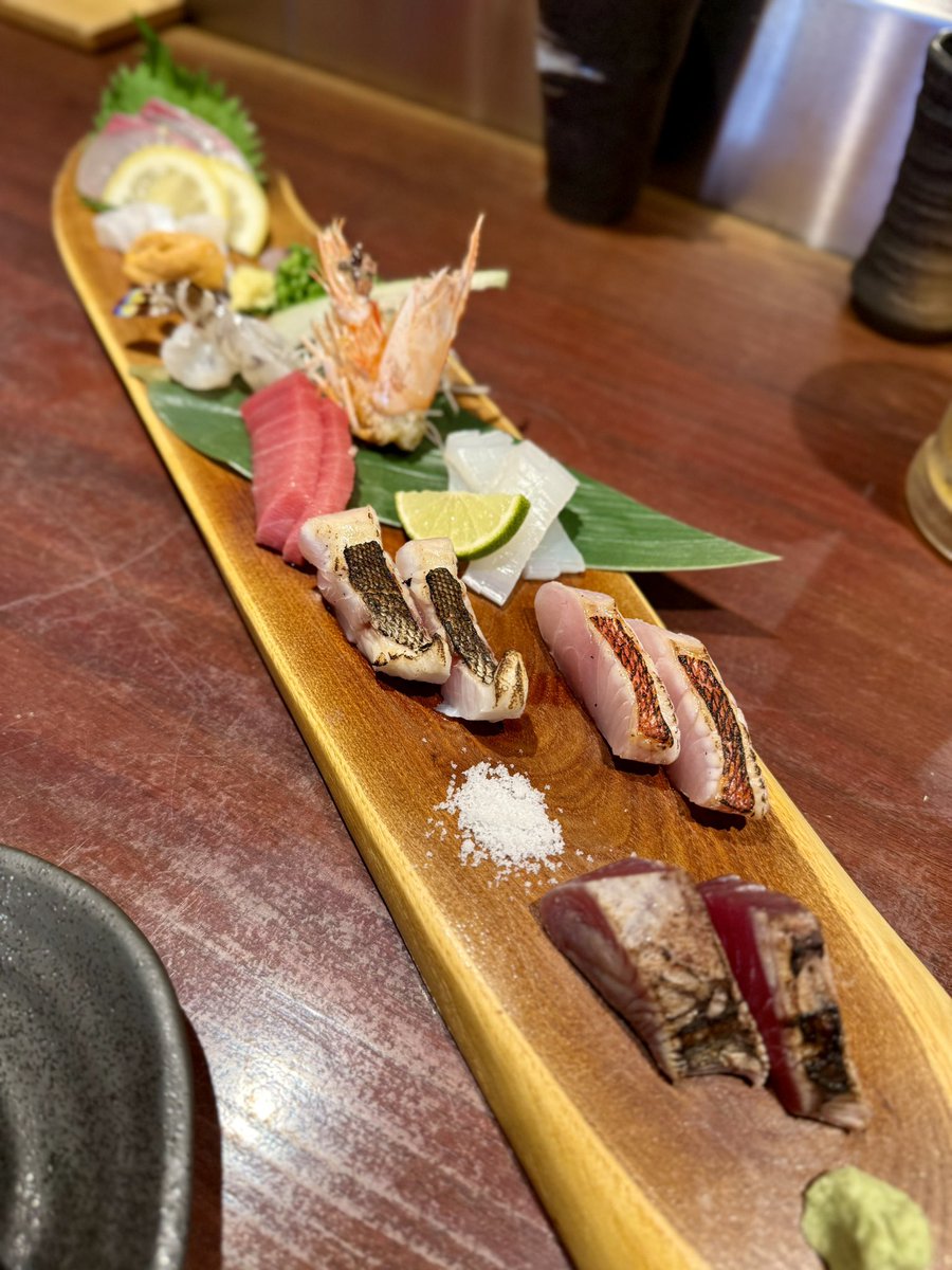 hiro_kaku's tweet photo. 福岡のMtg終わって、夕食に「はるら」さんへ。居酒屋でも、なかなか美味しい店なので、何度か行ってるけど、カウンターは初かな。今日も美味しくいただきました。ご馳走様😋 https://t.co/FeH5czUyqv