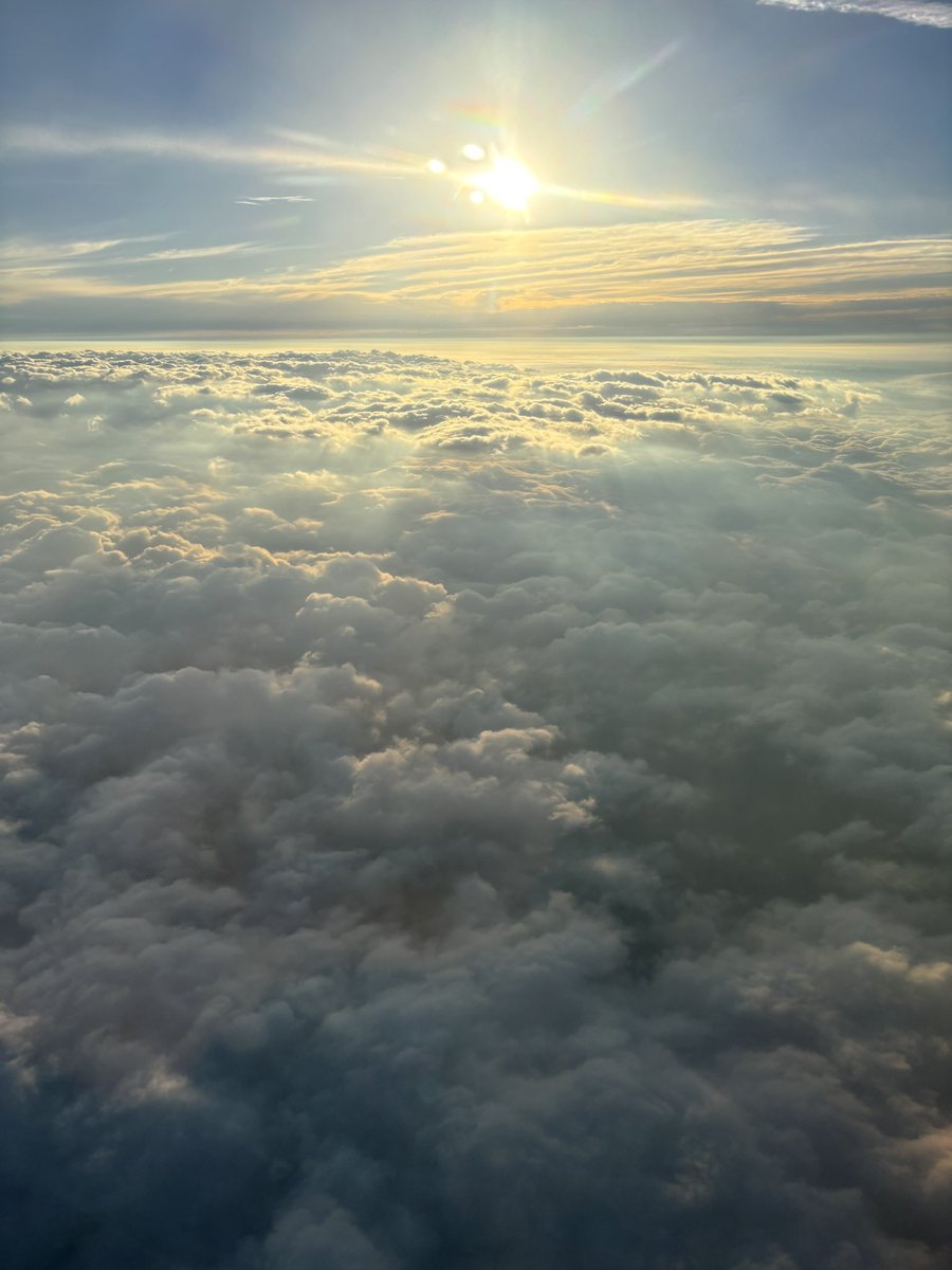 _sai_o's tweet photo. 雲海︎︎☁ https://t.co/EkwBRHEWzN