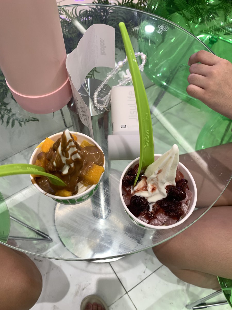 gojobratz's tweet photo. kain po #teamryzza #yogurttwt https://t.co/TTm6QrlYU1