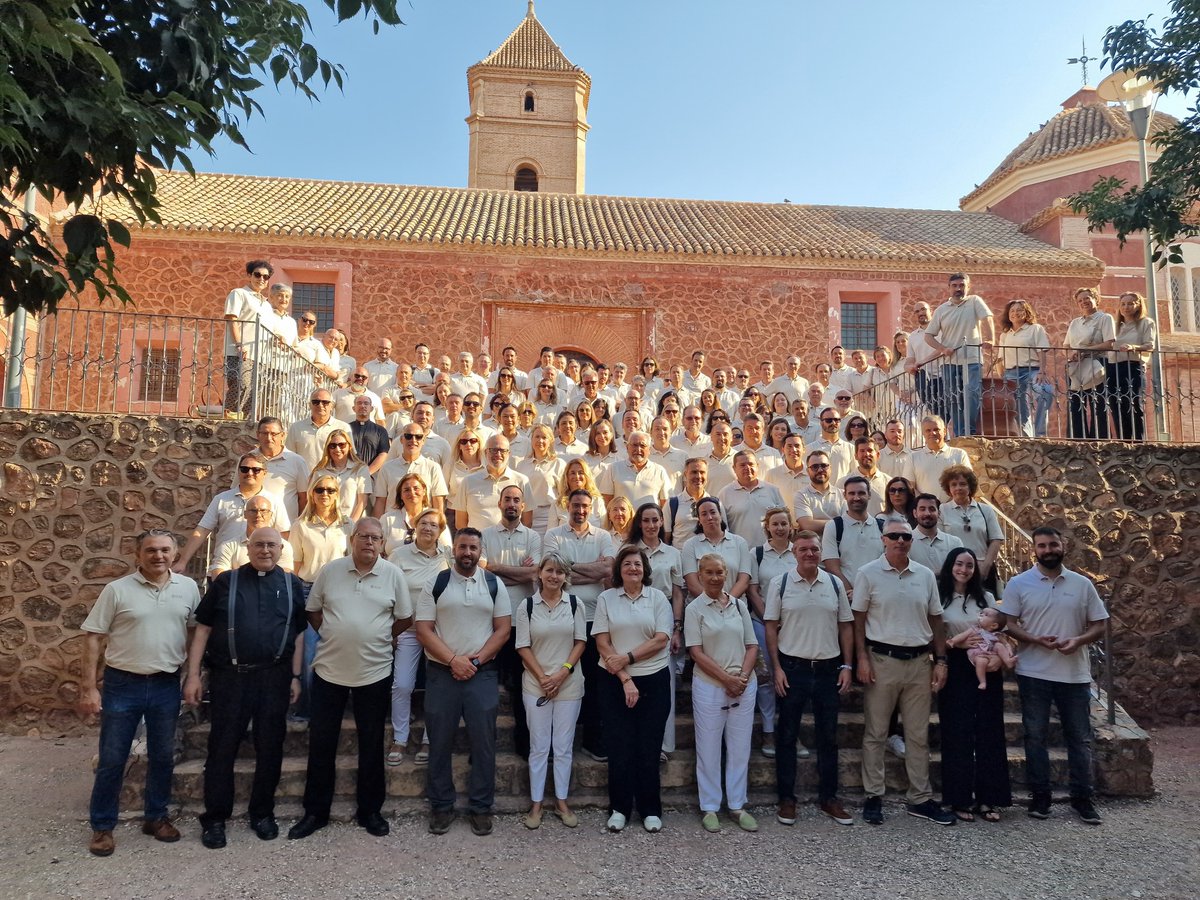 UCAM's tweet photo. 📸 Día de convivencia de los directivos de la UCAM donde se ha hecho balance de este curso y se han abordado los retos del próximo. https://t.co/Rrz4NL14Ro