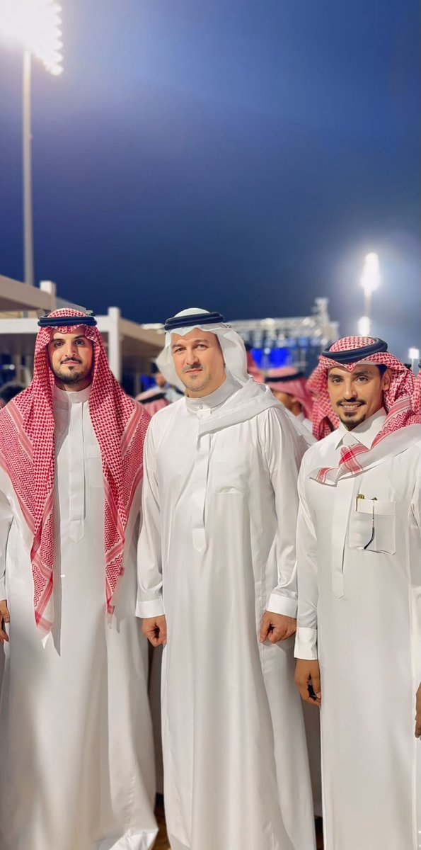 AnnaharNews2022's tweet photo. الطائف… حين تلتقي أصالة الفروسية برقي الحضور 

#بقلم - عبد الرحمن بن شديد الفهمي
@ctviz
@AnnaharSaAgency
لـ #صحيفة_النهار_السعودية 
#مقالات_النهار_السعودية
https://t.co/1IeWLswCRL https://t.co/qn9LvSfuu3