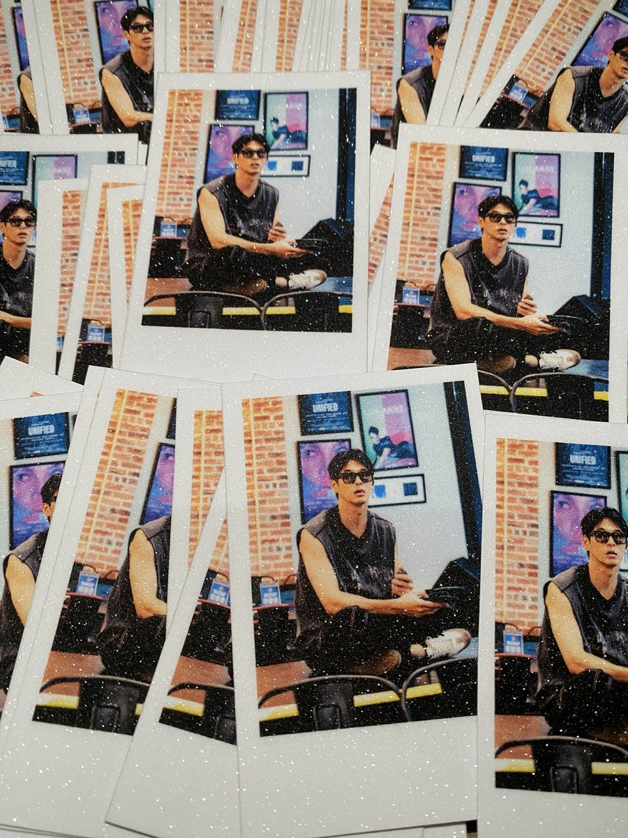 RceyyPrintCo's tweet photo. 🌟 First 50pcs Instax mini polaroid inspired sold (glitter coated) 🌟 A huge thank you to our very first customer for trusting our shop. We truly appreciate your support and look forward to serving you again. 📸✨

📍 Rceyy PrintCo
Thank you for supporting our small business! ❤️ https://t.co/TTH7wM7XbD
