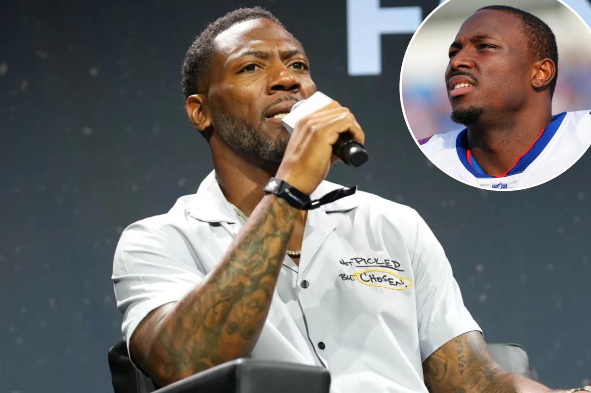 nypost's tweet photo. Ryan Clark called out by LeSean McCoy over crying 'for clicks' after ESPN firing https://t.co/yldY8AlR7M https://t.co/SZ4UMkI3XW