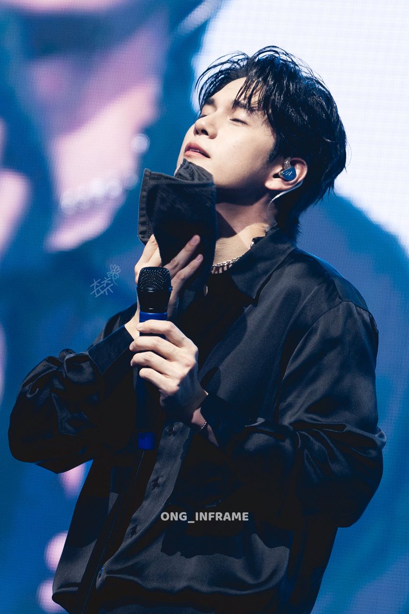 ong_inframe's tweet photo. 260725 Ong Seongwu Fan Meeting 
<Let's go-ONG> 2nd Session 

#옹성우 #ONGSEONGWU https://t.co/eFnKYKdOcO
