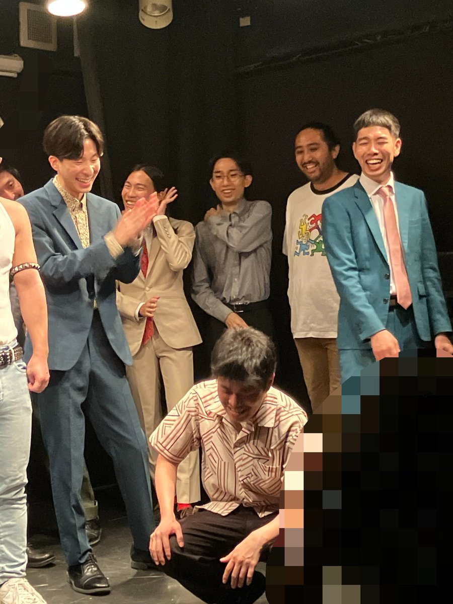 _niyari__'s tweet photo. 一本立ち
どの組もほんとに面白くて
オープニングからエンディングまで大笑いしすぎて汗かきました！！🤭🤭
豆鉄砲のお二人ABCからお帰りなさい！！
「頑張ってきたのに…」膝から崩れ落ちる東さん https://t.co/er9aorZcVM