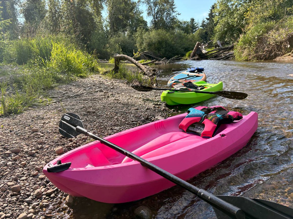 Bella1288ff's tweet photo. Whitewater rafting is not merely an adventure activity; it is also a way to reconnect with nature. https://t.co/ewdljCUHnR