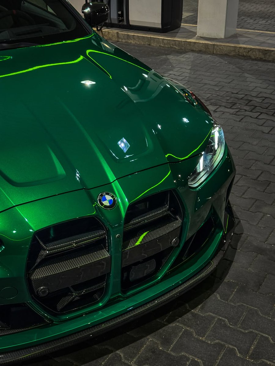 ApexDistrictX's tweet photo. M4 🐍 https://t.co/oidSdPvTNh
