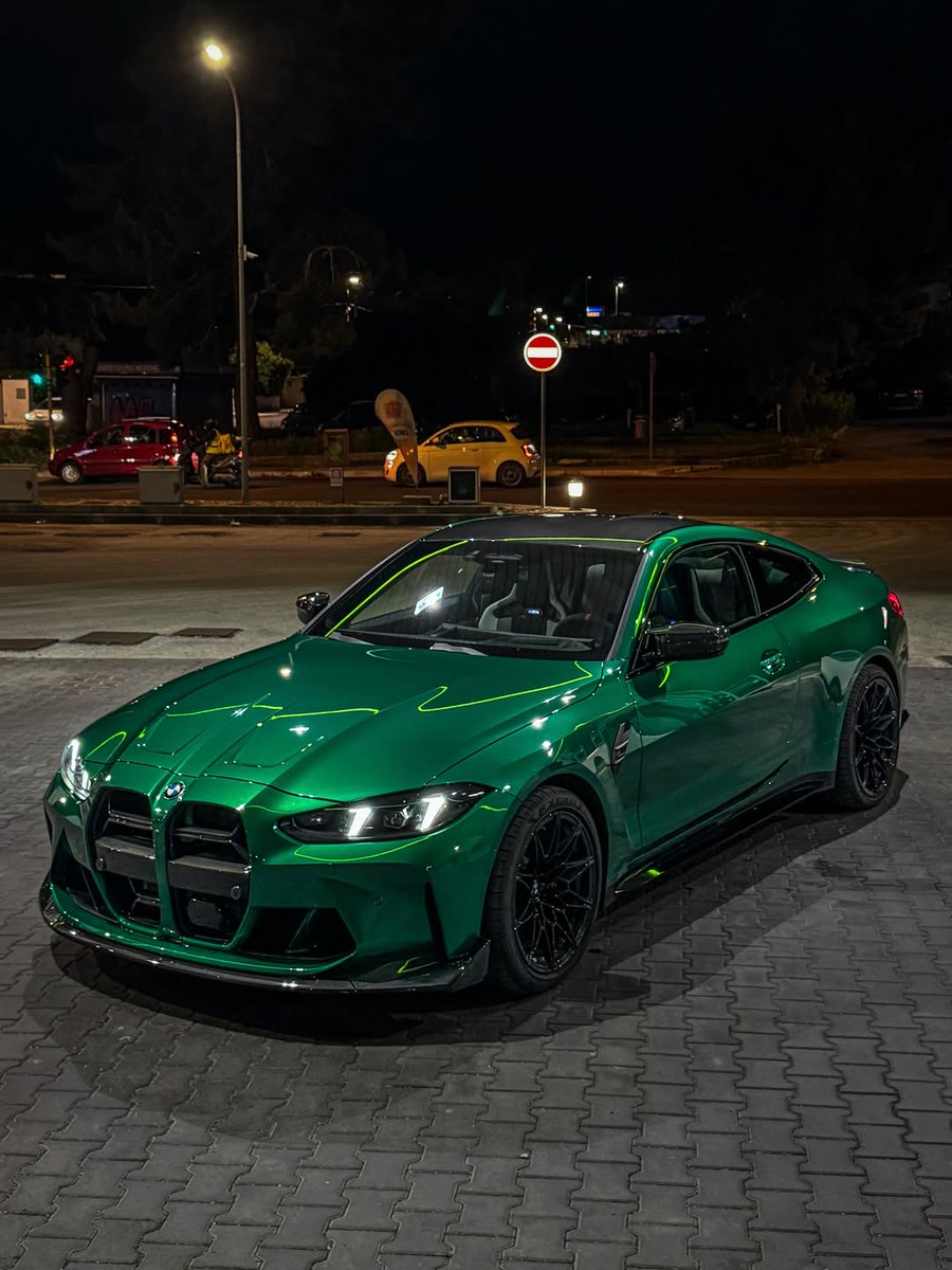 ApexDistrictX's tweet photo. M4 🐍 https://t.co/oidSdPvTNh
