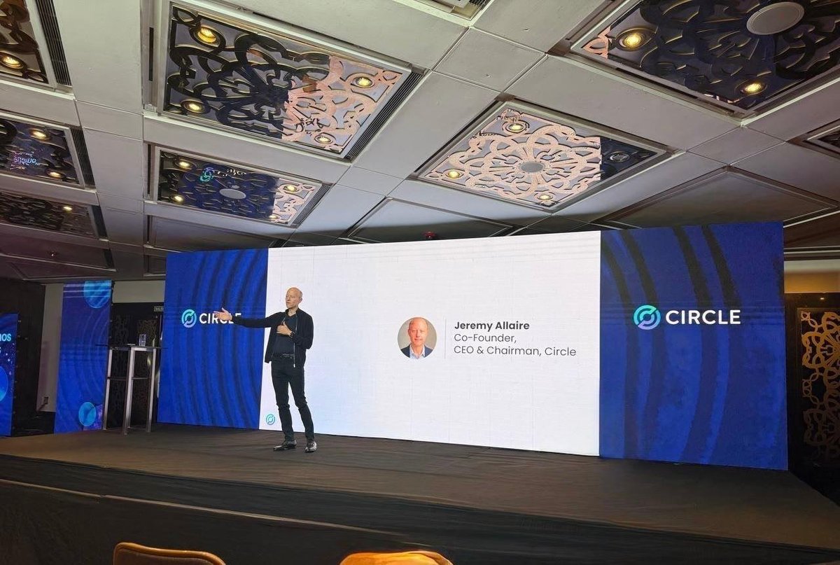 RiverdotInc's tweet photo. Circle in Buenos Aires 🇦🇷

River joined Circle's presentation in Argentina and connected with builders and founders across the LATAM ecosystem
@circle @arc @Gallardo_Mati https://t.co/hgm9e5JTXy
