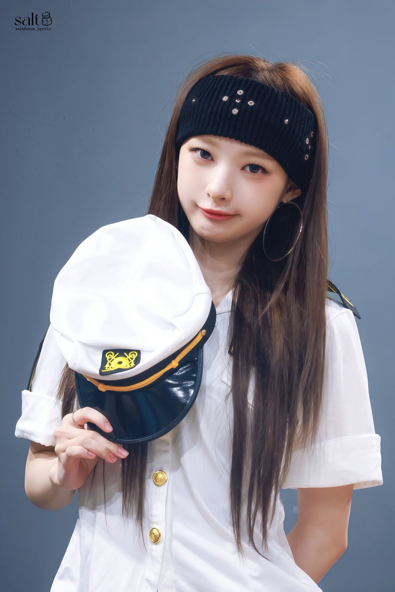saltwhisper's tweet photo. 260726｜밀리언뮤직 대면팬싸

⚓️

#혜린 #힛지스
#HITGS #HYERIN https://t.co/ZkHKSckTgc
