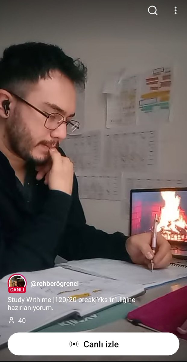 contumel1a's tweet photo. bu adam naptı sınavda bilen var mı yayın açmayı video atmayı 5-6 ay önce bırakmış https://t.co/Dxb8TeKRNY