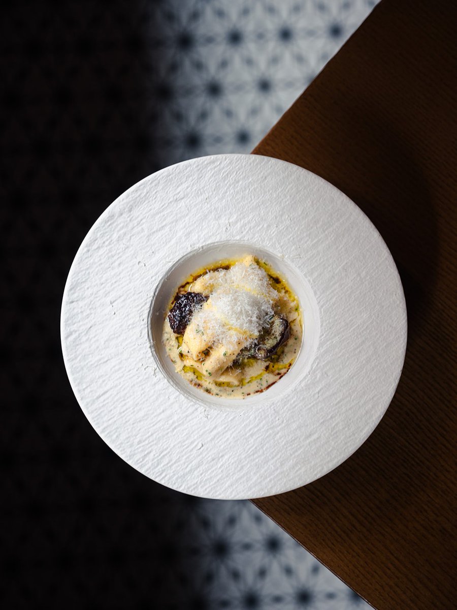 PichetDublin's tweet photo. 🧀Glazed Beef Short Rib, Knockanore and Parmesan Agnolotti https://t.co/0furOgYE7X