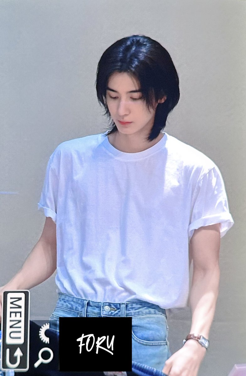 Hando21_'s tweet photo. 상체가 태평양인데? https://t.co/WTI6fnz3Oh