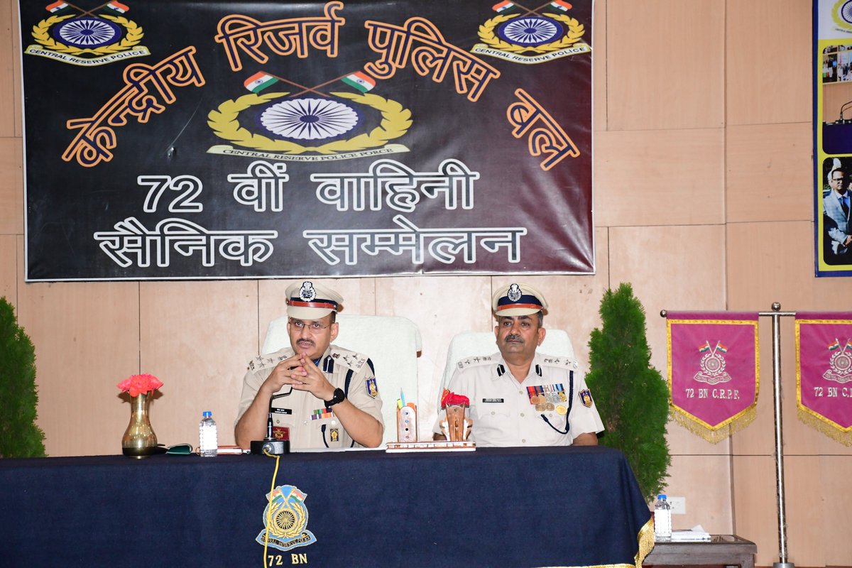 72Crpf's tweet photo. #CRPF88 A Legacy of Service &amp; Loyalty
On the occasion of the CRPF 88th Raising Day, martyrs were honoured &amp; A Rose Garden dedicated to Martyr Ct/Gd Ved Prakash was opened in the presence of his family members by Sh.Naresh kumar DIGP and heartfelt tributes were paid.@crpfindia https://t.co/dM73IL8BOT