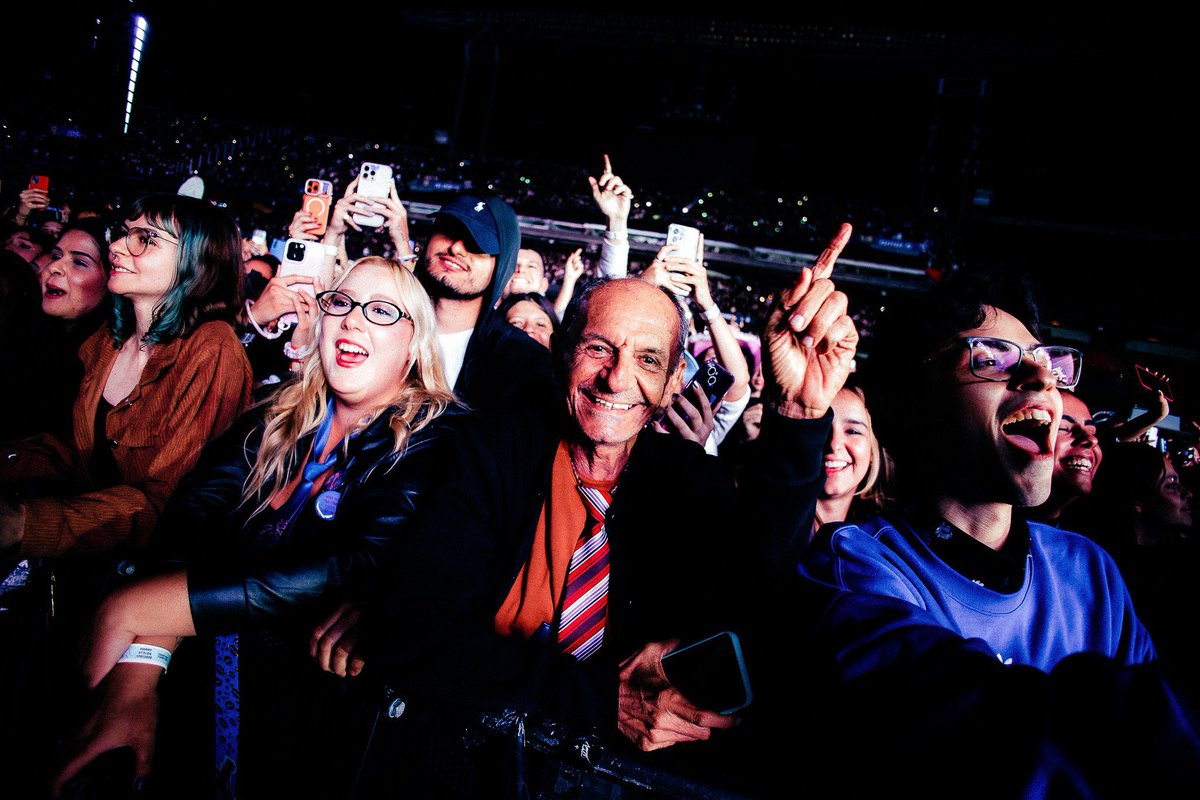 bestharrysbr's tweet photo. Confira as fotos da Together Together Tour no Brasil através do link abaixo: 

https://t.co/8Vn1ORH1V5 https://t.co/px7ooTpLrD