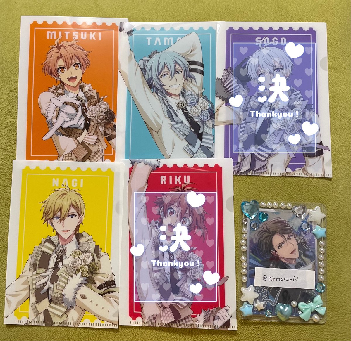 KrmasanN's tweet photo. 《交換》アイドリッシュセブン アイナナ VISIBLIVE TOUR 4WARD JOURNEY 

譲▶︎
ミニクリアファイル 三月 環 ナギ 虎於

求▶︎龍之介
郵送/仙台手渡し/幕張8月23日手渡し交換
検索からでもお気軽にどうぞ https://t.co/BRJCr8yr5I