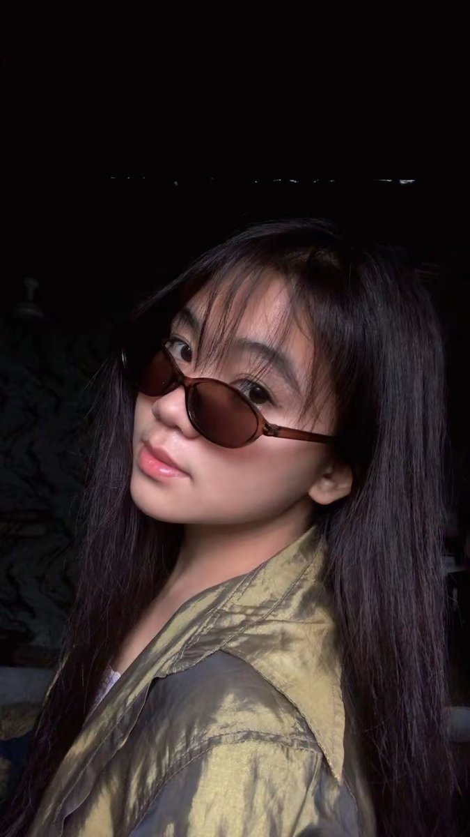 Flaamey1's tweet photo. Shades on✨ https://t.co/mESrPdj5Dr