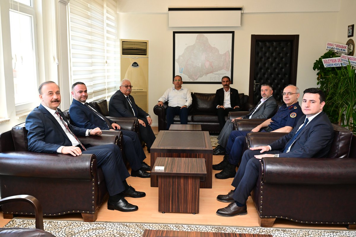 Abdullah_Erin47's tweet photo. Sütçüler ilçemize atanan Kaymakamımız Sayın Hüseyin Saban’ı ziyaret ederek hayırlı olsun dileklerimizi ilettik.

Ziyaretimizde; ilçemizde devam eden kamu yatırımlarını Kaymakamımız, Belediye Başkanımız, İl Özel İdaresi Genel Sekreter Vekilimiz ve İl Genel Meclis üyelerimizle birlikte istişare ederek gerekli talimatları verdik.

Kıymetli Kaymakamımıza görevinde başarılar diliyor, ilçemize hayırlı hizmetler gerçekleştirmesini temenni ediyorum.
