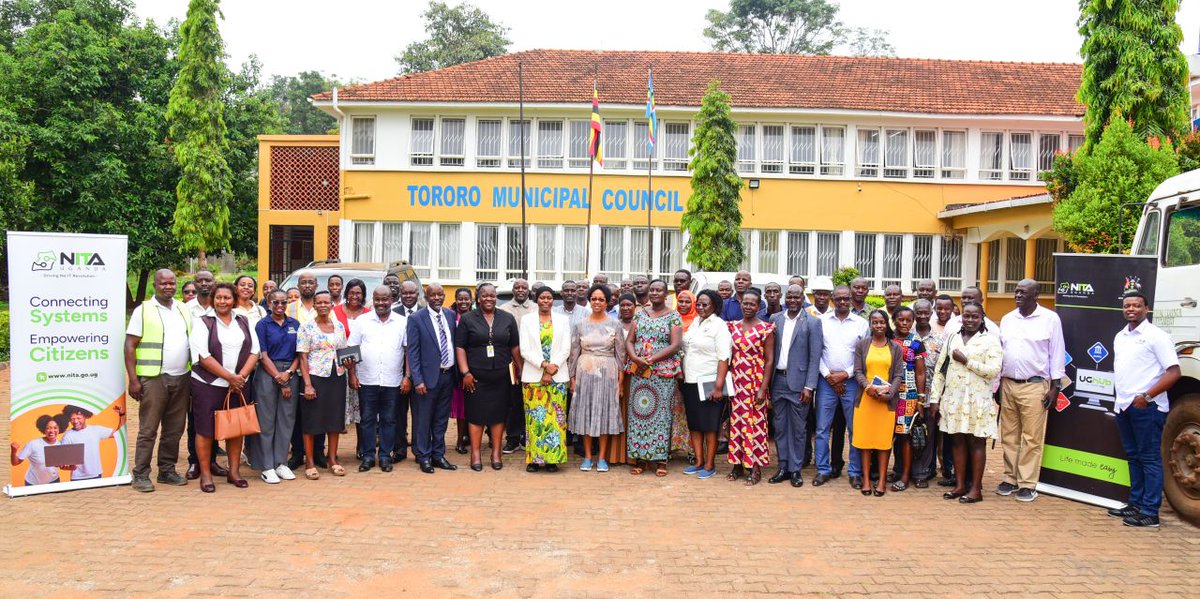 suc_ug's tweet photo. The newly renovated Tororo Service Uganda Centre has undergone a readiness inspection ahead of full operations. Conducted by @MoICT_Ug, @NITAUganda1, @mopsuganda, and @Posta_Ugand, the inspection marks another step towards delivering integrated government services closer. https://t.co/MerYKGAyEn