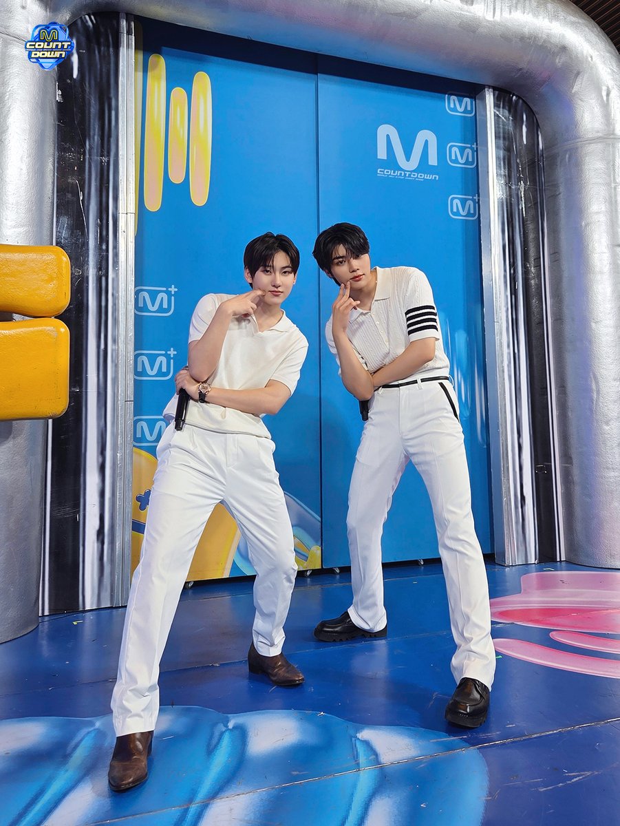 MnetMcountdown's tweet photo. #MCOUNTDOWN #엠카운트다운
#박건욱 #ZEROBASEONE #계훈 #KickFlip https://t.co/5T5PRAHqUD
