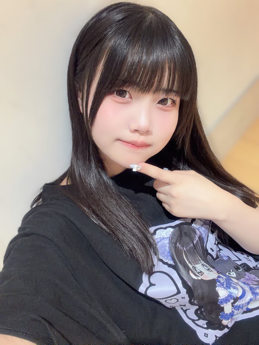 madoka_velten's tweet photo. 足がつかない恋に溺れチャイナ https://t.co/h8KPb9zEDe