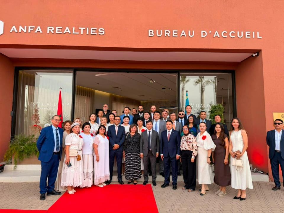 Kazembmar's tweet photo. Ambassador of Kazakhstan to Morocco Saulekul Sailaukyzy attended the official opening ceremony of the Honorary Consulate of the Republic of Kazakhstan in Marrakech.

https://t.co/N5NE1GitdA https://t.co/4ROmEQ80VC