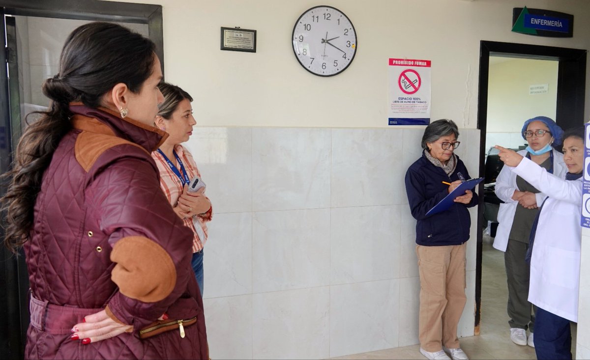 IESSChimborazo's tweet photo. #IESSnoPara | Autoridades provinciales visitaron el dispensario Magna del @IESS_SSC para verificar su operatividad, el nivel de abastecimiento y la gestión de archivos. Fortalecemos la atención médica en el sector rural. 👩🏻‍⚕️💊🏥 https://t.co/R7SKV3NrRq