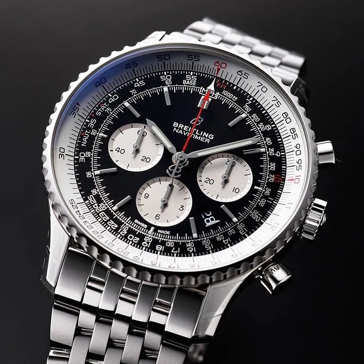 kampacchi's tweet photo. BREITLINGのナビタイタイマーかっこよすぎ https://t.co/AvA7zcqs63