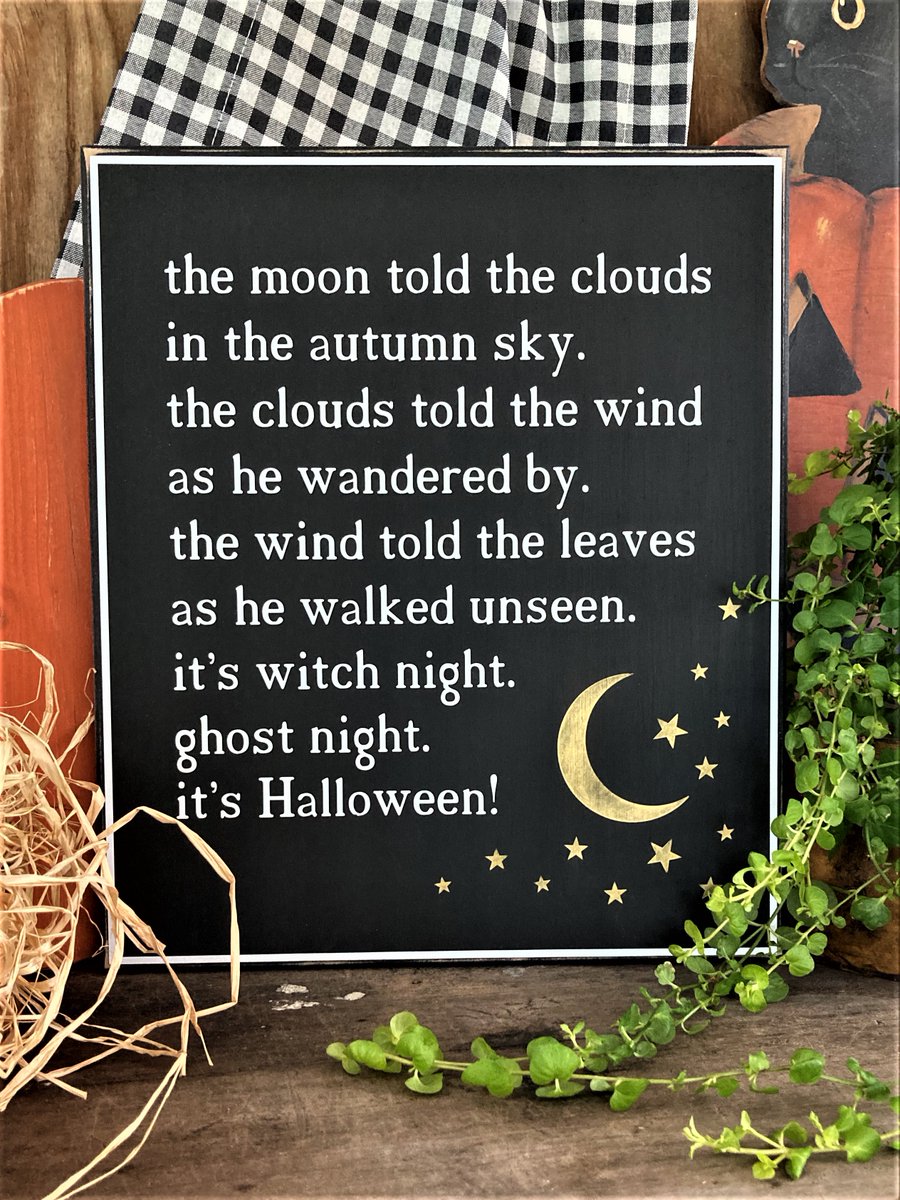 CountryWorkshp's tweet photo. The Moon told the Clouds #Halloween #Halloweenmoon #witchnight #ghostnight #Handcrafted #smilett23 https://t.co/WgaMVGIq8u https://t.co/Oza6kAK2Gh