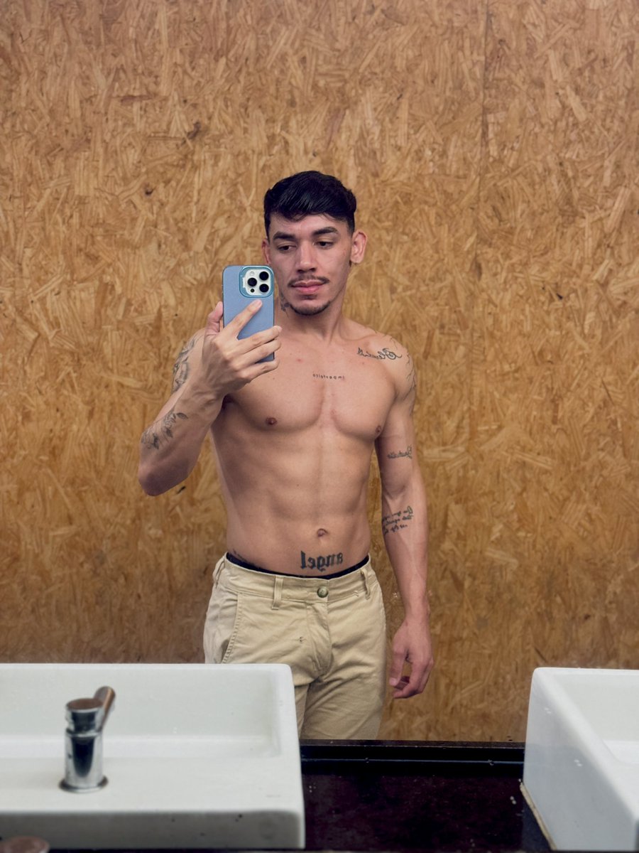 baixin27's tweet photo. Peito, Triceps e Ombro 🔋🧠💪🏻😮‍💨 https://t.co/8P4e2oNbB3