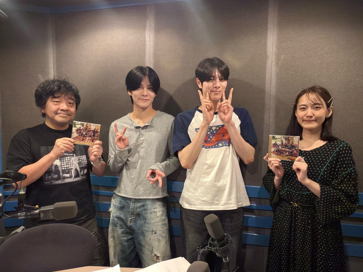 official_DXTEEN's tweet photo. [📸]260727

#NACK5
『FAV FOUR』
@fav795

#谷口太一 #福田歩汰 が
生出演させていただきました☺︎

#バカボン鬼塚 さん #時田穂乃華 さんと！
ありがとうございました！

･･━━･･━━･･━━･･━━･･
#DXTEEN 7TH SINGLE "Wanna" ON SALE!🕶️
🎥https://t.co/epyfs8MyxG
🎧https://t.co/jfvf7TBbg6

@onionidukaduka 
#fav795
#DXTN #DXTEEN_Wanna