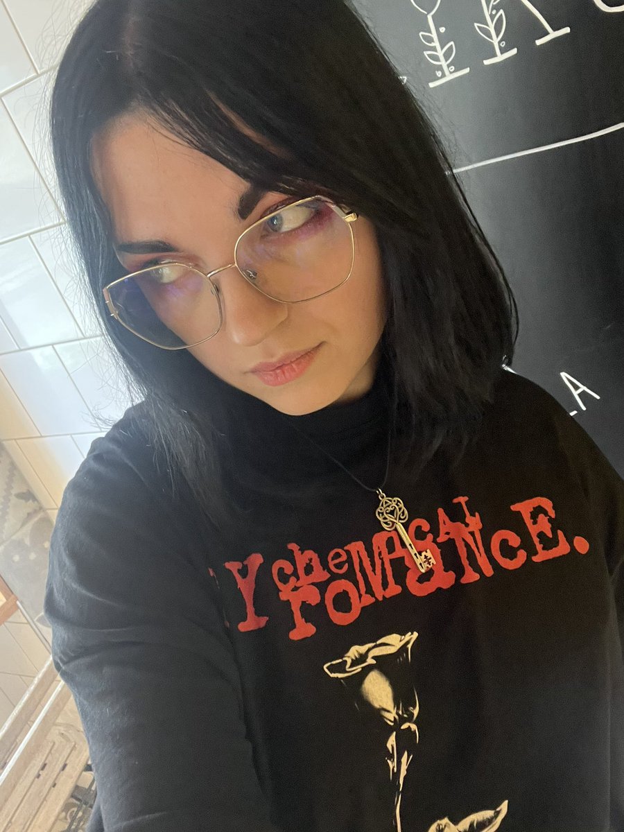 Catnice 😼 saw MCR!!! tweet media