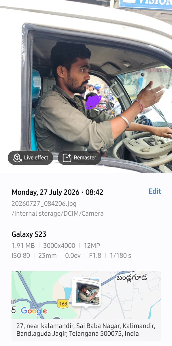 risav_sarkar's tweet photo. @CYBTRAFFIC Dear Sir / Mam, This driver taking school kids to school was rash driving and hit my car from behind. I am not worried about my car but worried about overloaded school going little kids. I insisted for his driving license and took a photo. Pls take action. https://t.co/6GcExiyv5G