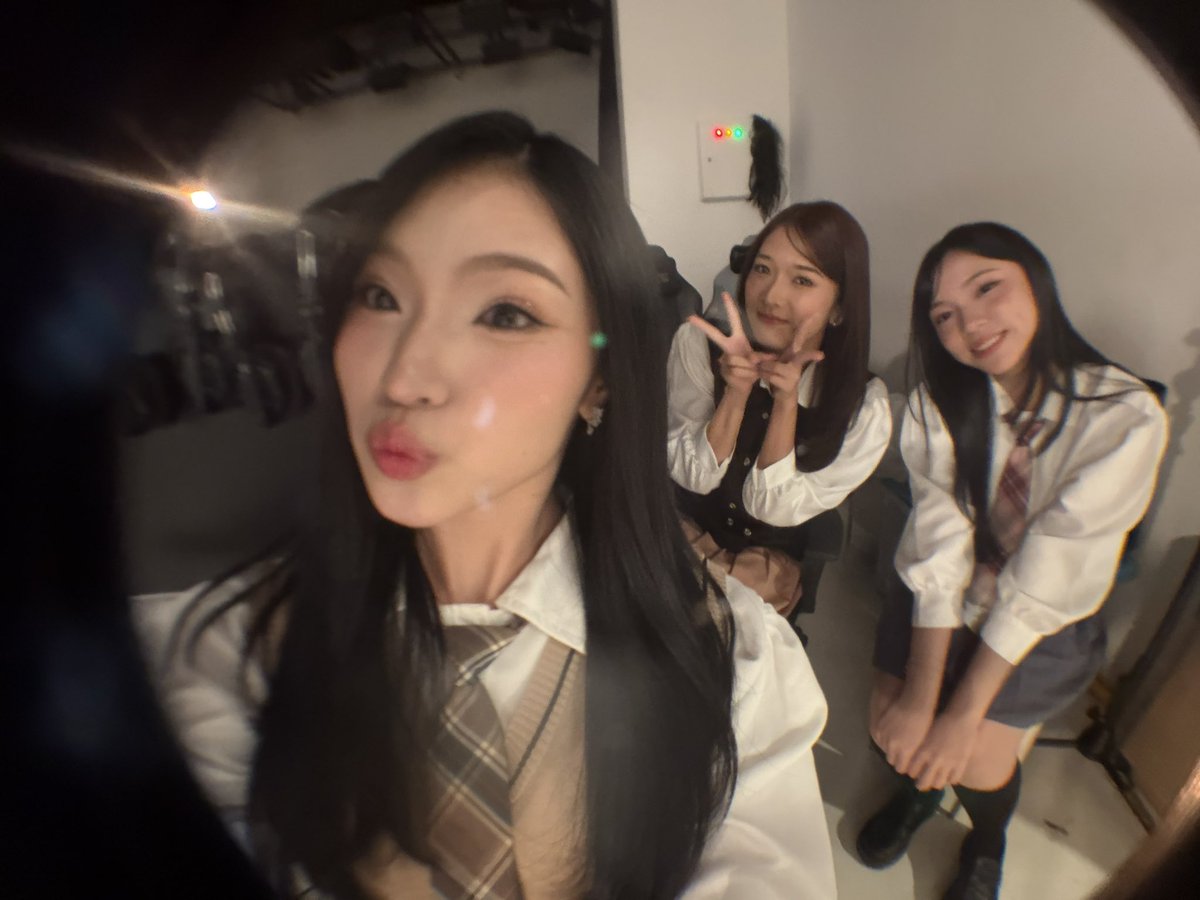 Y_CynthiaJKT48's tweet photo. #Cynin istimewa! Bersyukur sekali diberi kesempatan untuk membawakan Hissatsu Teleport di JKT48 Vocal Project! ☺️ Semoga kalian suka dan bisa menjadi lagu yang membuat hati kalian senang dan bangga ya! 💗💗 https://t.co/Xu2B5bJ5qi