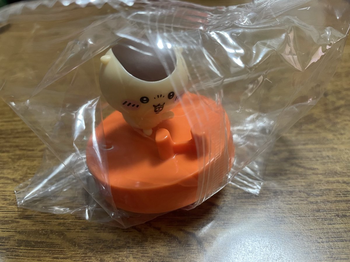 YukeyNONO's tweet photo. 【交換】ちいかわ　CoCo壱　CoCo壱番屋　ココイチ　スプーン置きフィギュア
　
譲：くりまんじゅう
求：シーサー
　
福岡県(博多/天神)での手渡し希望
(決まらなければ郵送に切り替えます💦)
 
箱は汚れがあり破棄したため、
現物のみ(袋は未開封)
 
検索からもお気軽にお声掛けください✨ https://t.co/z60rGBRpCh