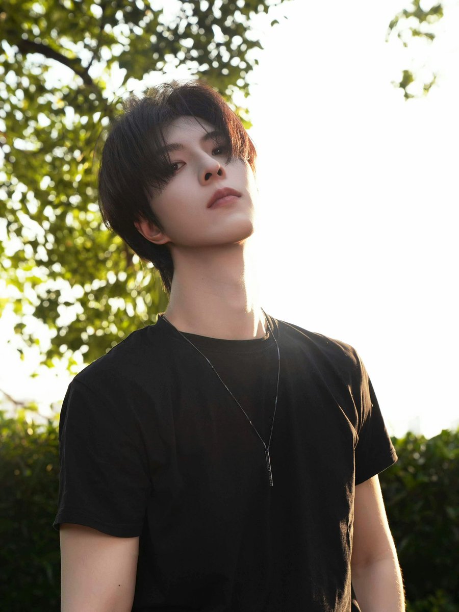 creamycakeee_'s tweet photo. เสื้อดำ+สร้อยคอ Gu เดรส ก๊ะ ♥️🥹 https://t.co/mJtJJgIJt1