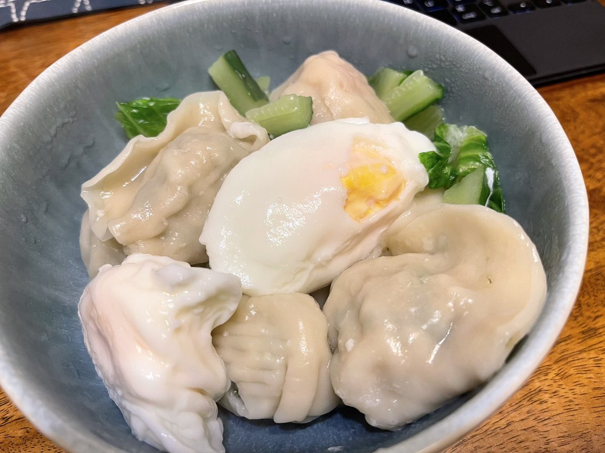 Lucile416408's tweet photo. 今天吃餃子🥟 https://t.co/7eWGx67wvE