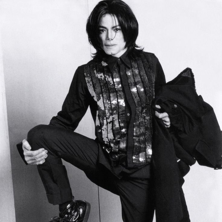 postsmjs's tweet photo. Michael Jackson (2007) https://t.co/wh455kEWEr